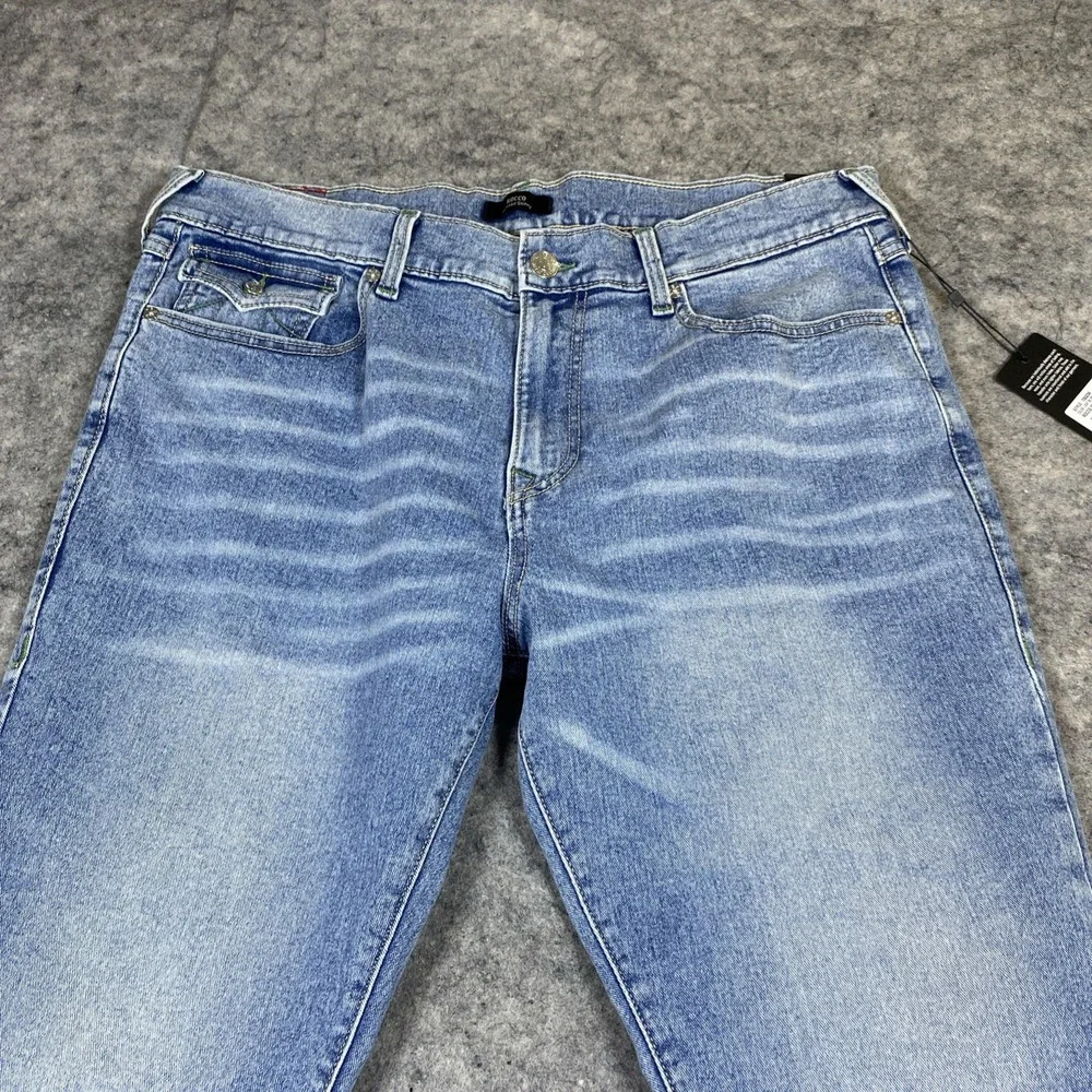 NWT True Religion Rocco Relaxed Skinny Jeans Mens 38x32 Light‎ Wash Straight Leg